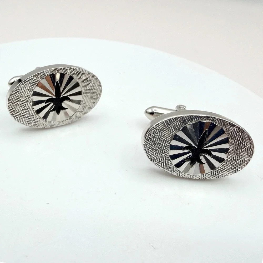 Vintage 70s Mid Century Fleur De Lis Cufflinks SilverTone Oval Sunburst Textured